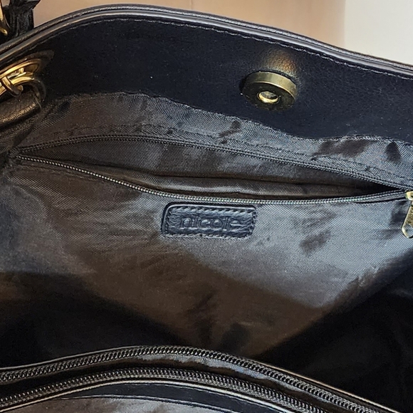 Nicole Miller Chain Tote Shoulder Bag PU Leather Purse Black Gold Vegan - Picture 12 of 14